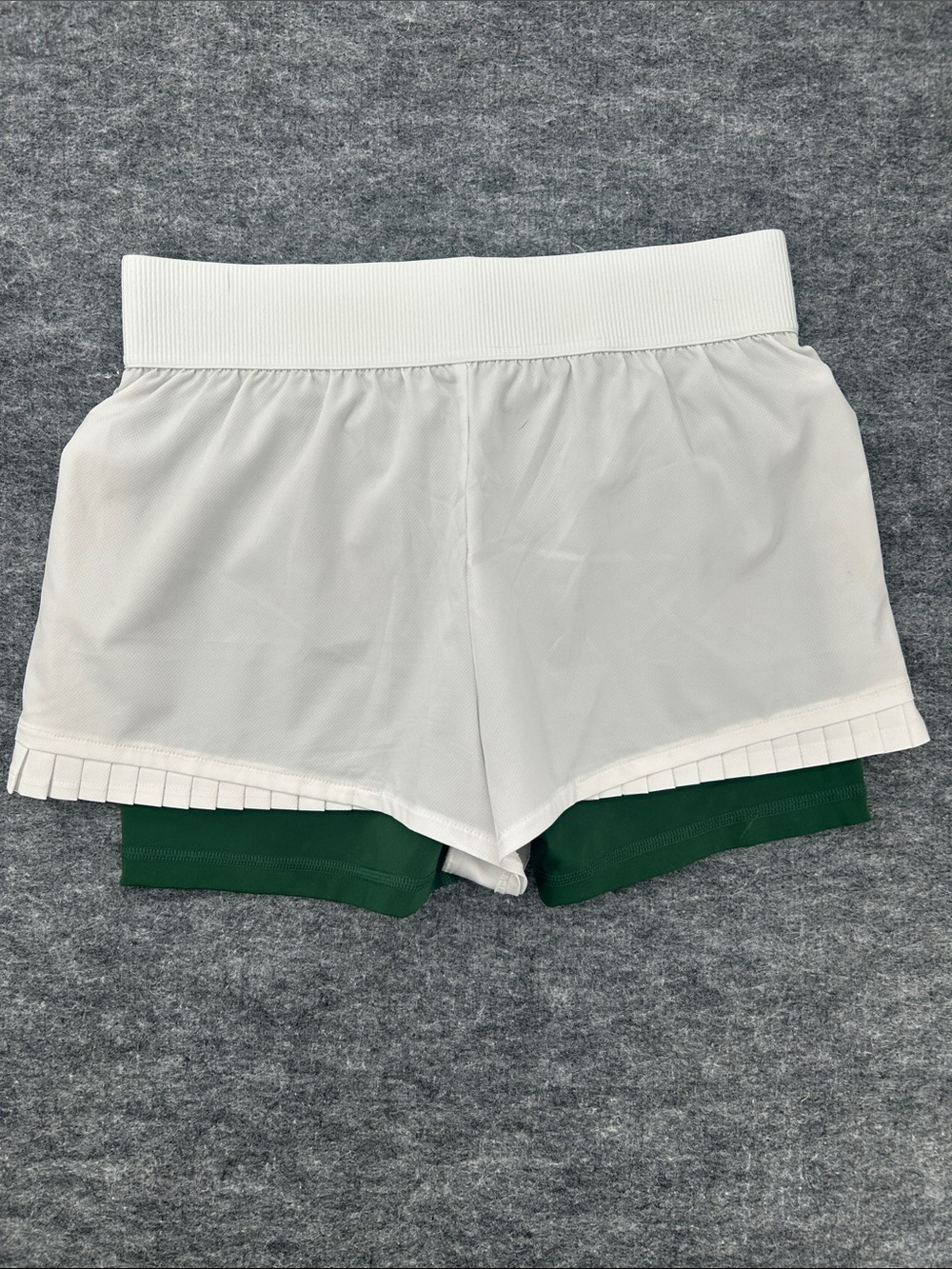 Lacoste Sport Tennis Short Tour Women Size 10 White Green Pleated Sz 40(8) - Picture 6 of 9